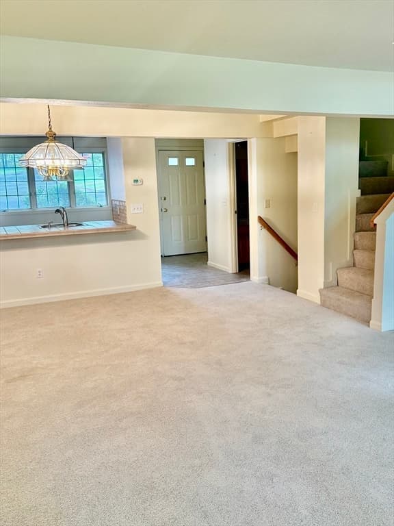 Condominium at 6 Lilac Court # 6, Hopkinton MA 01748, Hopkinton, photo 6 of 21