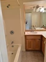 Condominium at 6 Lilac Court # 6, Hopkinton MA 01748, Hopkinton, photo 13 of 21