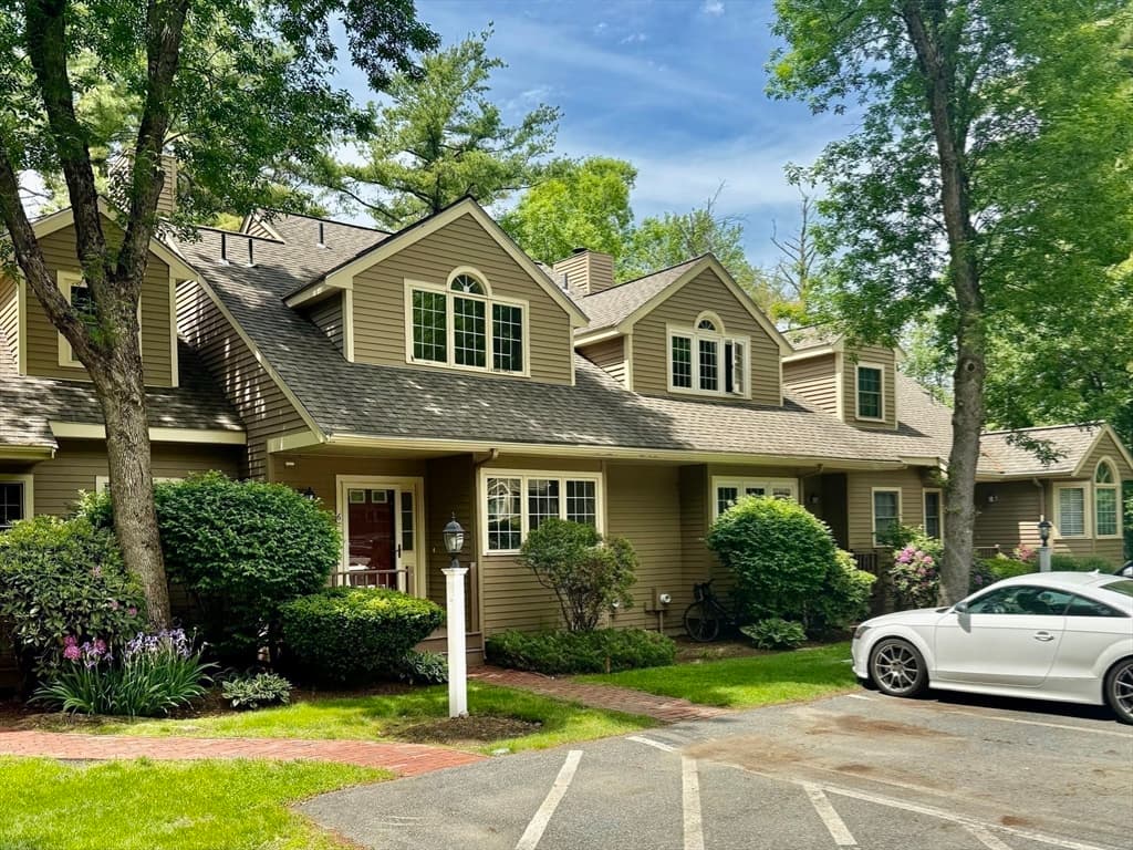 Condominium at 6 Lilac Court # 6, Hopkinton MA 01748, Hopkinton, photo 20 of 21