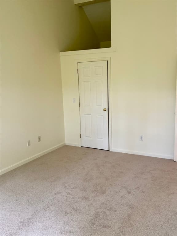 Condominium at 6 Lilac Court # 6, Hopkinton MA 01748, Hopkinton, photo 11 of 21