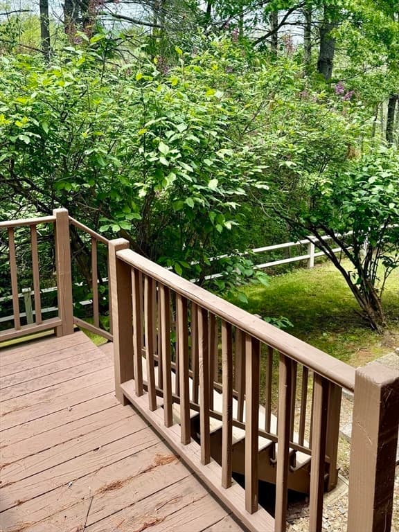 Condominium at 6 Lilac Court # 6, Hopkinton MA 01748, Hopkinton, photo 19 of 21