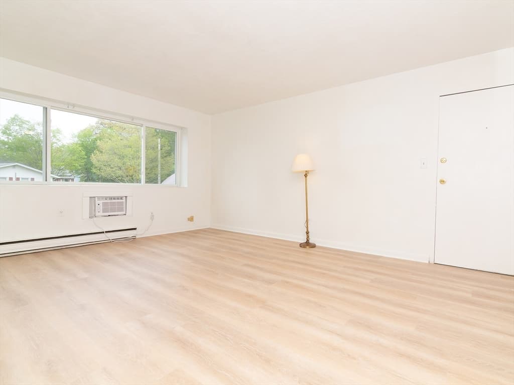 137 Winthrop St # 12A, Framingham MA 01702 photo 7
