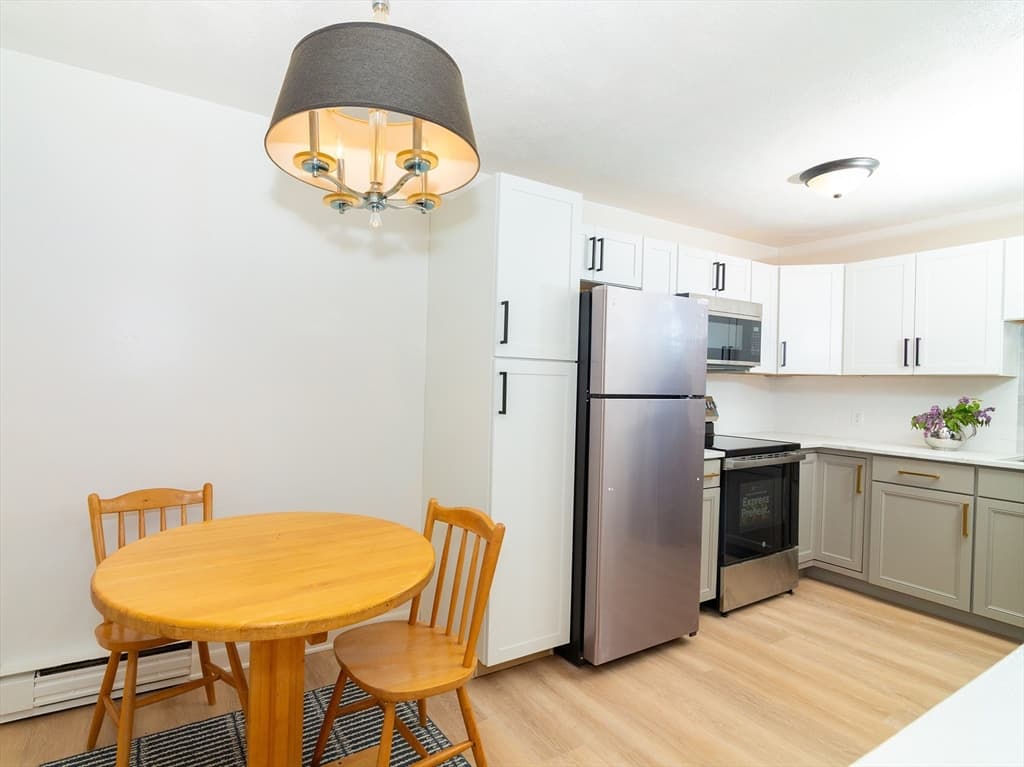 137 Winthrop St # 12A, Framingham MA 01702