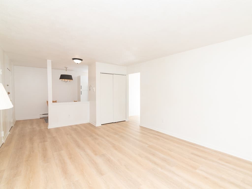 137 Winthrop St # 12A, Framingham MA 01702 photo 9