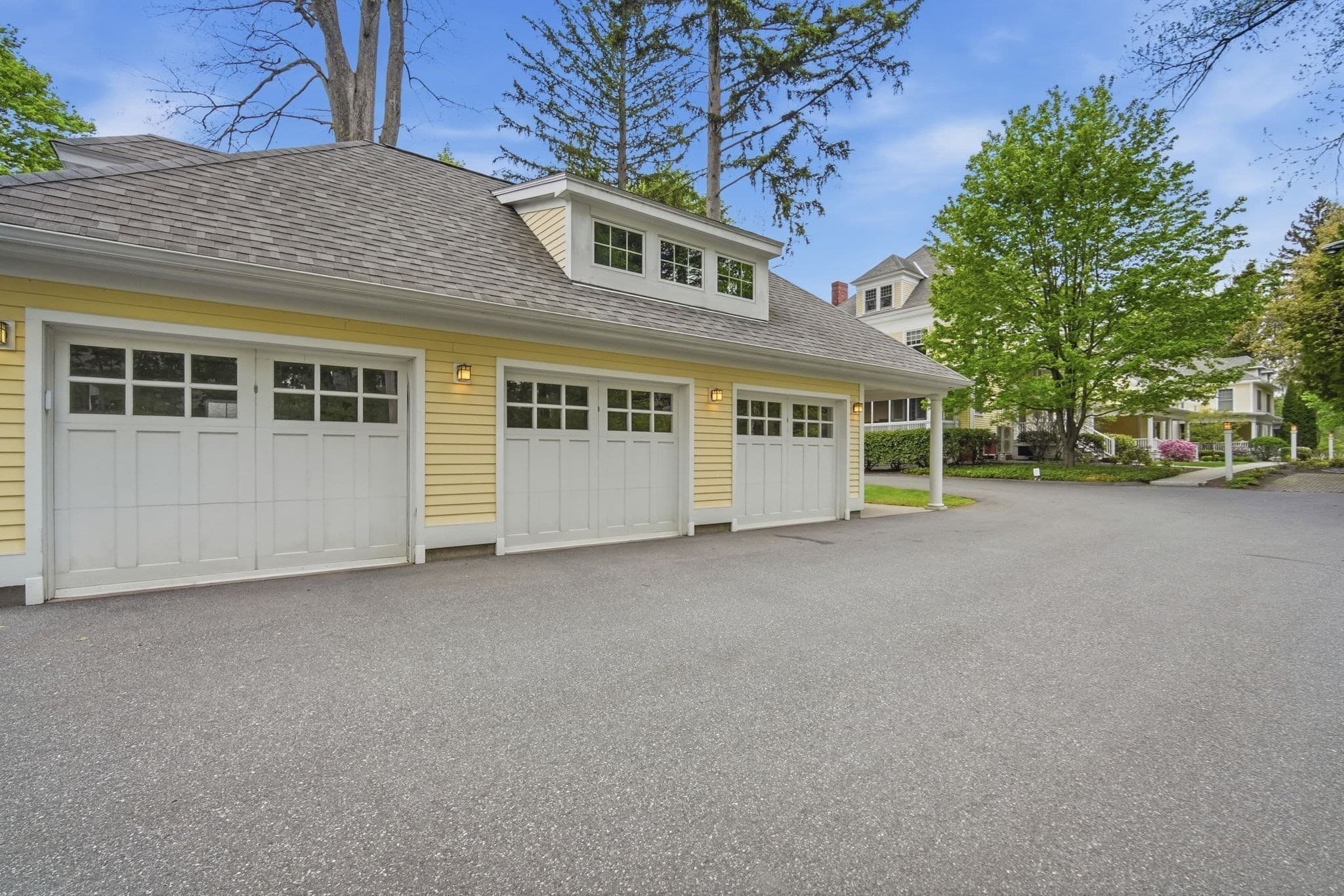 Condominium at 151 Amity St # 2, Amherst MA 01002, Amherst, photo 5 of 42