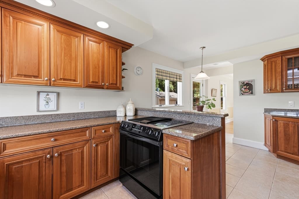 122 Deerfoot Rd, Southborough MA 01772 photo 11
