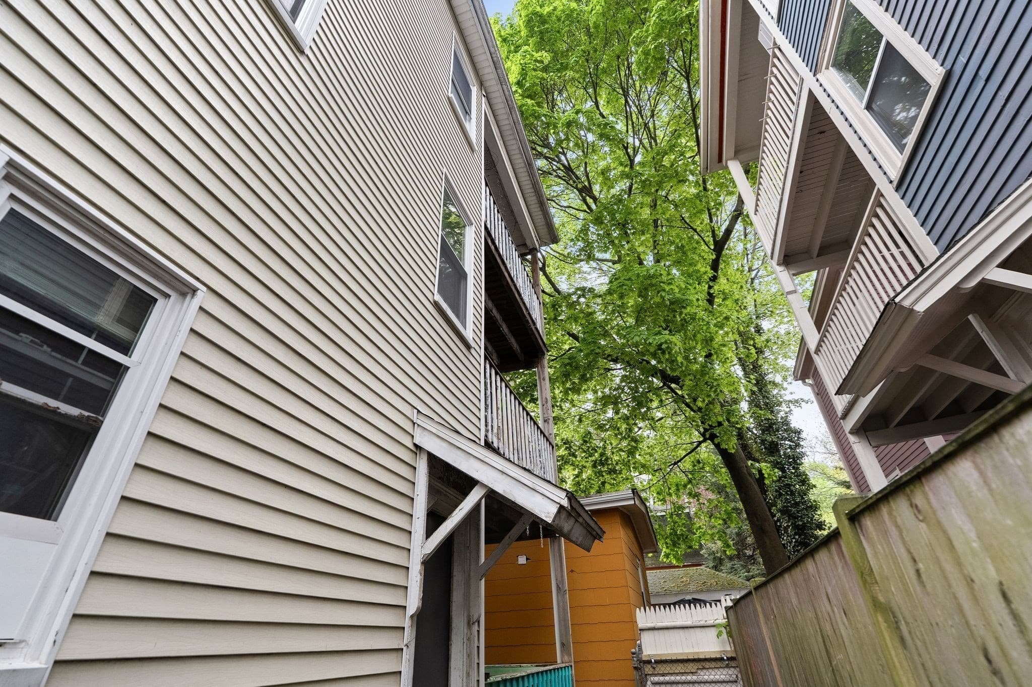 3 Family at 177 Chestnut Avenue, Boston MA 02130, photo 26 of 27
