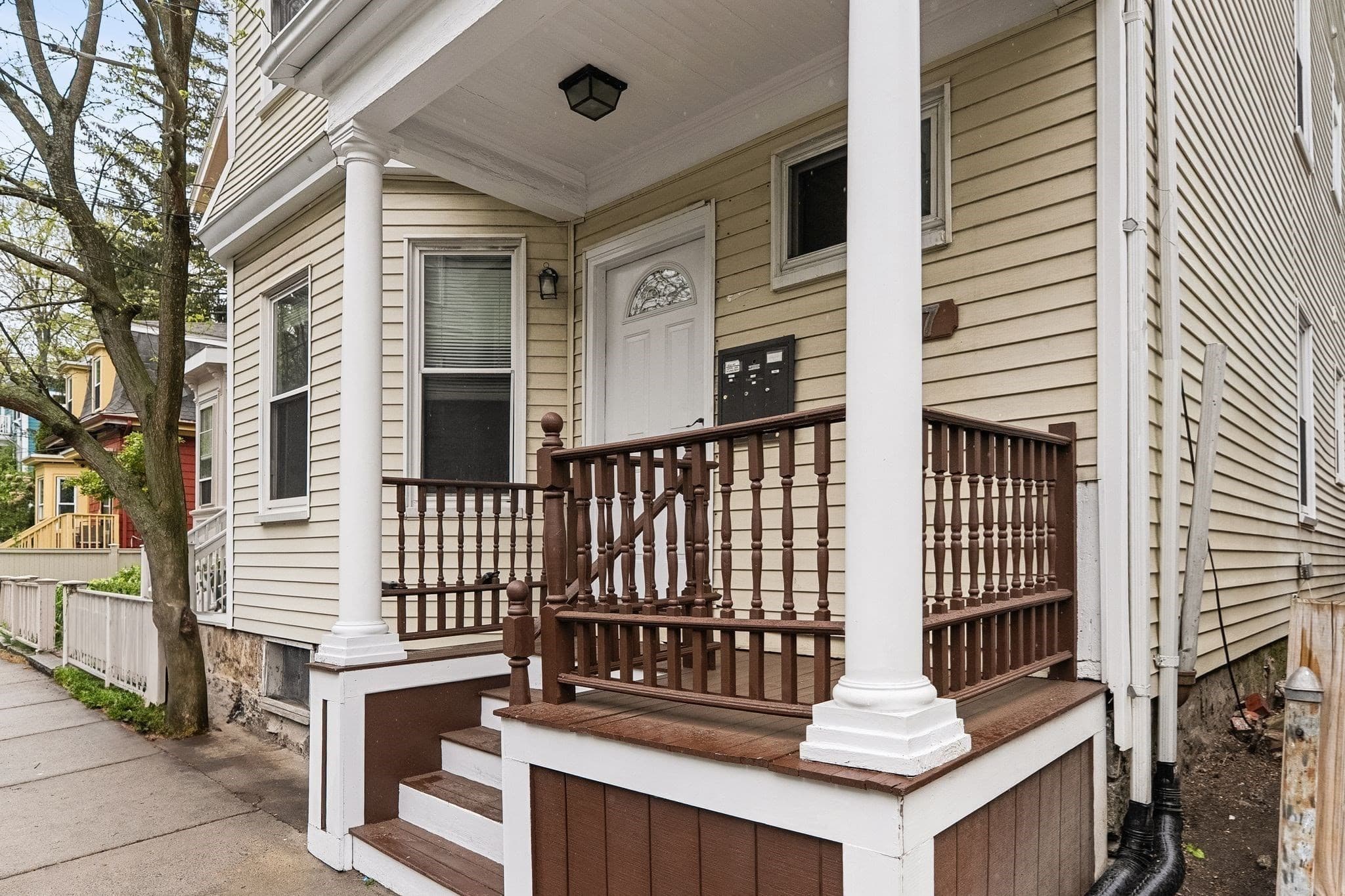 3 Family at 177 Chestnut Avenue, Boston MA 02130, photo 5 of 27