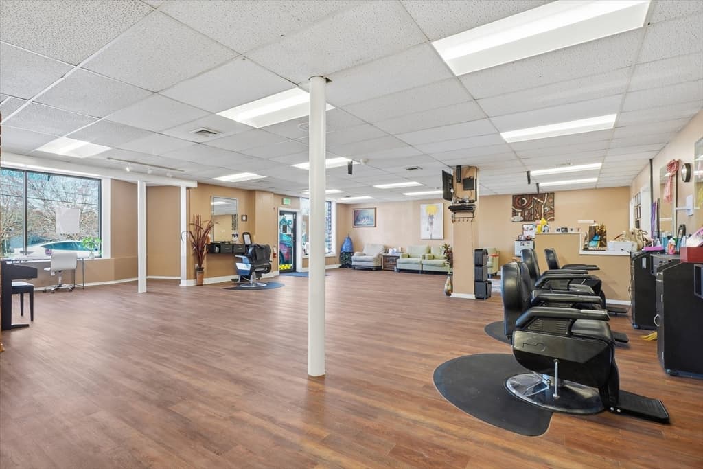 Business Opportunity at 1875 Main St, Tewksbury MA 01876, photo 13 of 21