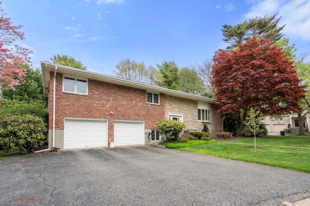Single Family Residence at 58 Donna Road, Newton MA 02459, photo 3 of 24