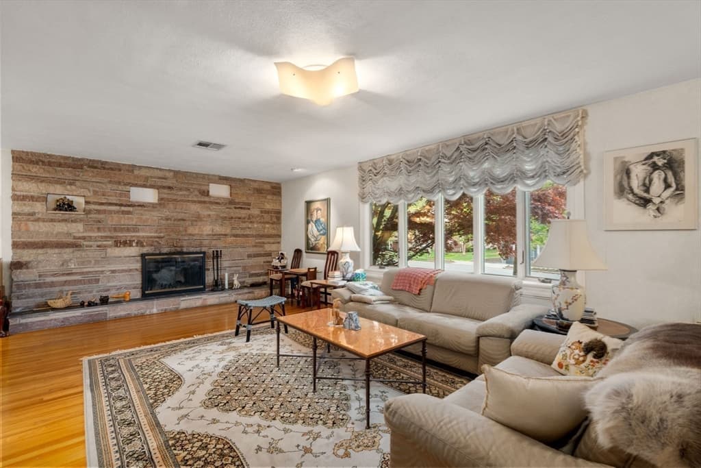 58 Donna Road, Newton MA 02459