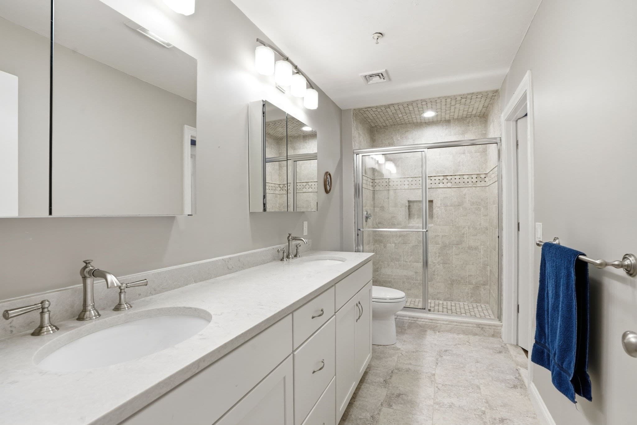 Condominium at 60 Lenox St # 11, Norwood MA 02062, photo 24 of 37