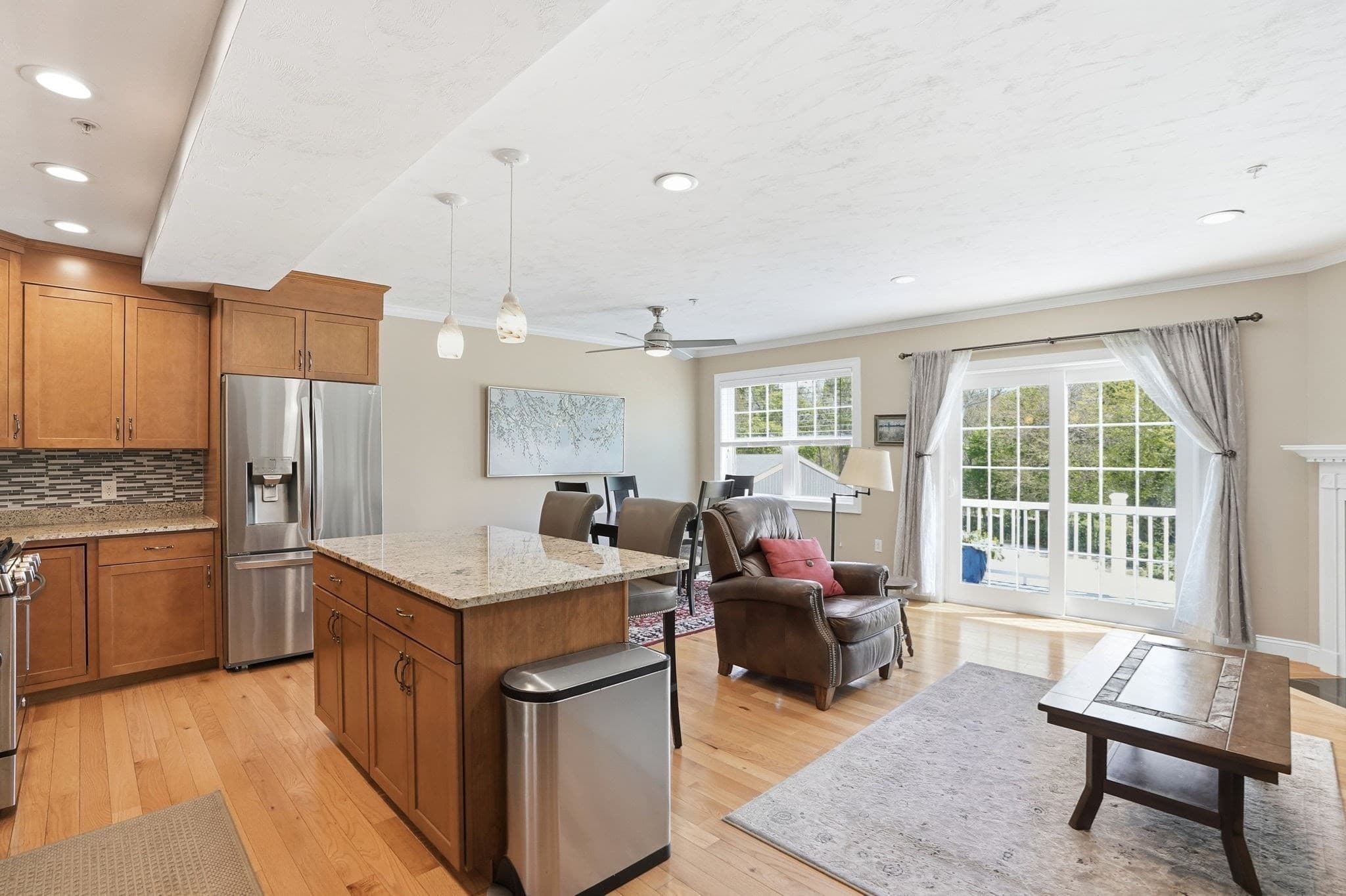 Condominium at 60 Lenox St # 11, Norwood MA 02062, photo 8 of 37
