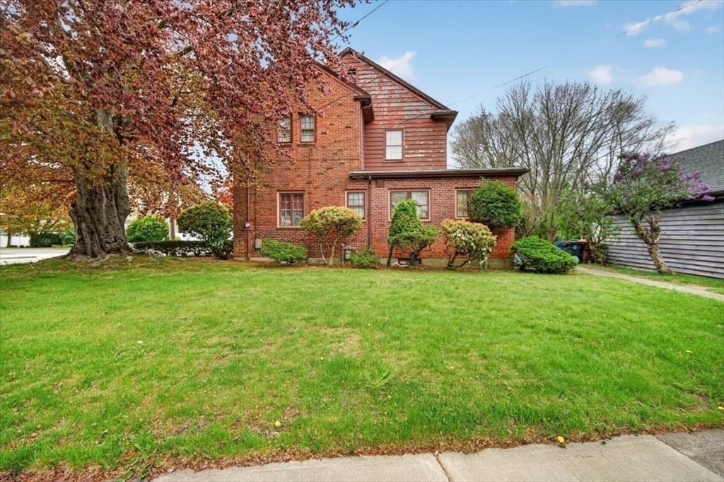 1800 Robeson St, Fall River MA 02720 photo 13