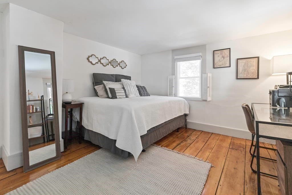 Single Family Residence at 54 Ashland St, Newburyport MA 01950, photo 22 of 33