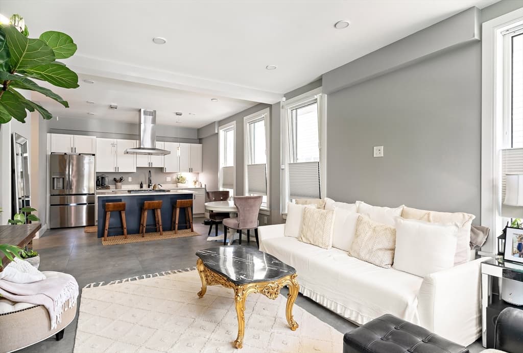 Condominium at 47 Morris St # 1, Boston MA 02128, photo 2 of 17