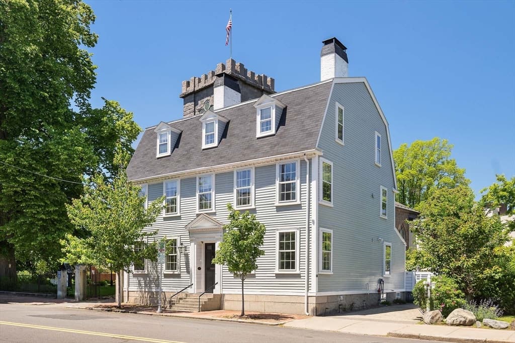 314 Essex St, Salem MA 01970