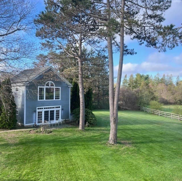 Single Family Residence at 6 Northgate Road, Ipswich MA 01938, Ipswich, photo 3 of 42