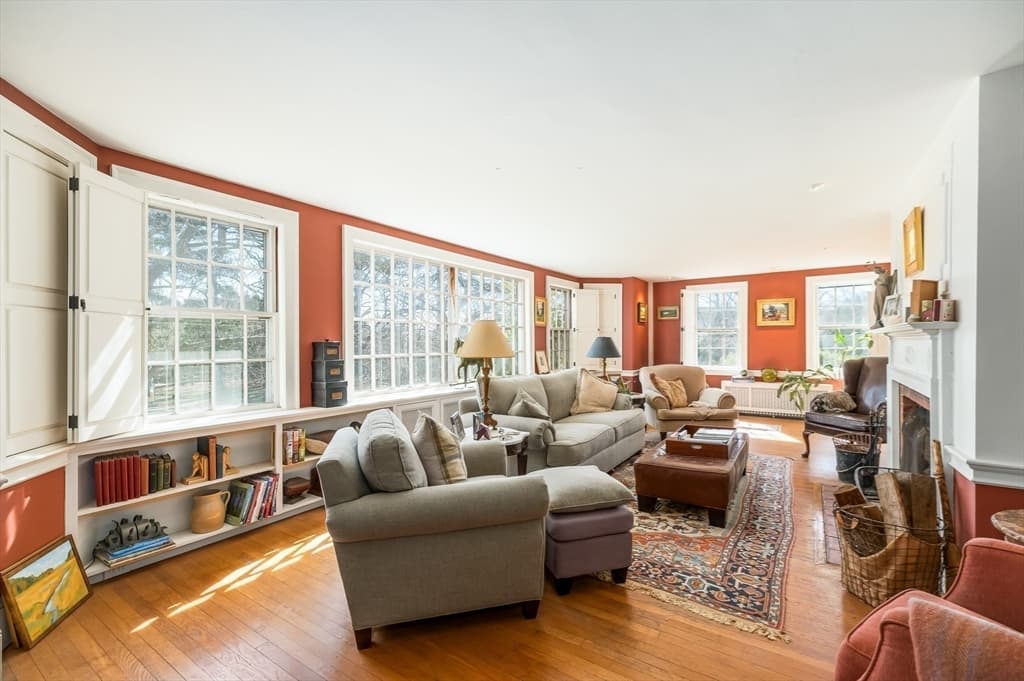 Single Family Residence at 6 Northgate Road, Ipswich MA 01938, Ipswich, photo 9 of 42