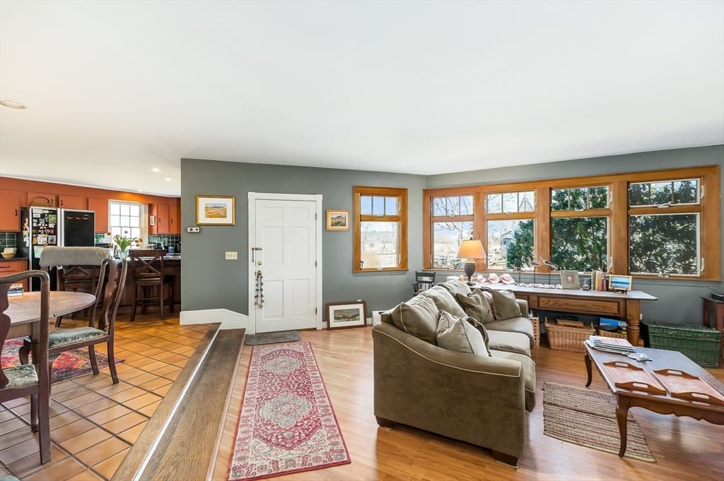 Single Family Residence at 6 Northgate Road, Ipswich MA 01938, Ipswich, photo 19 of 42