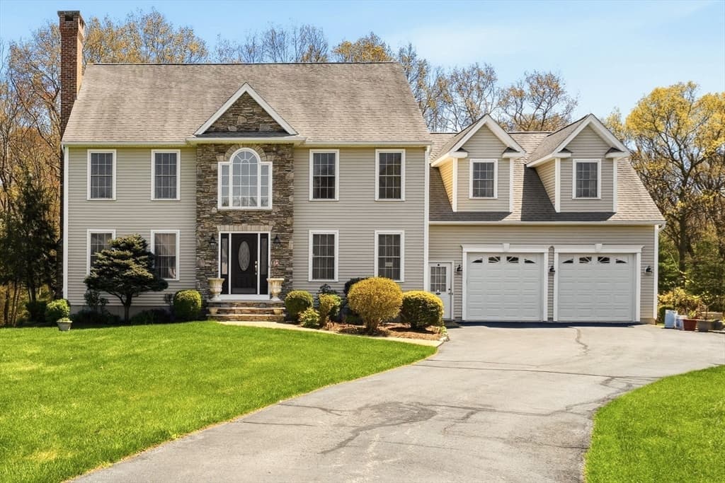 144 Burnside, Seekonk MA 02771