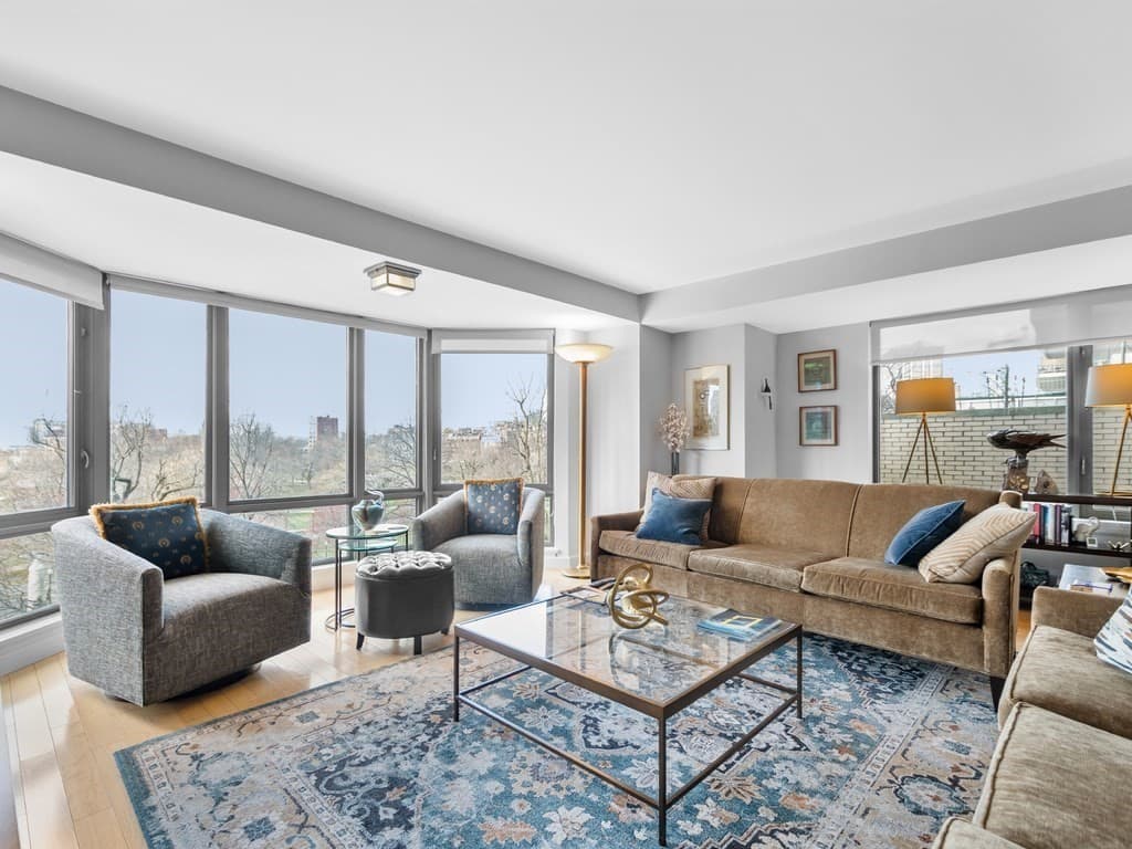 165 Tremont St # 701, Boston MA 02111
