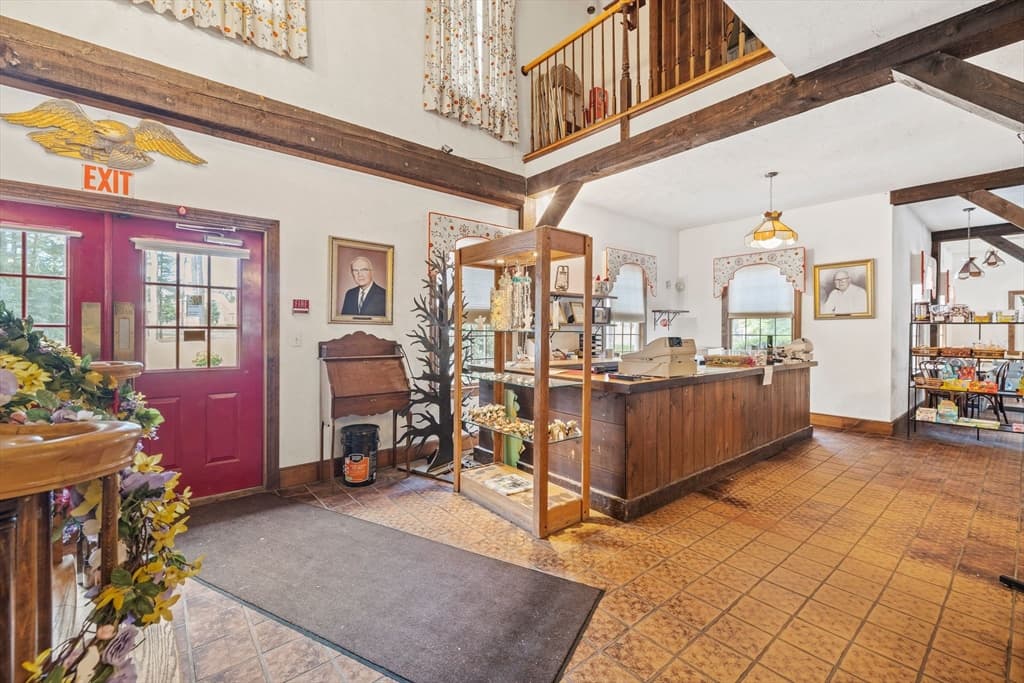 47 Sugar Rd, Bolton MA 01740 photo 4