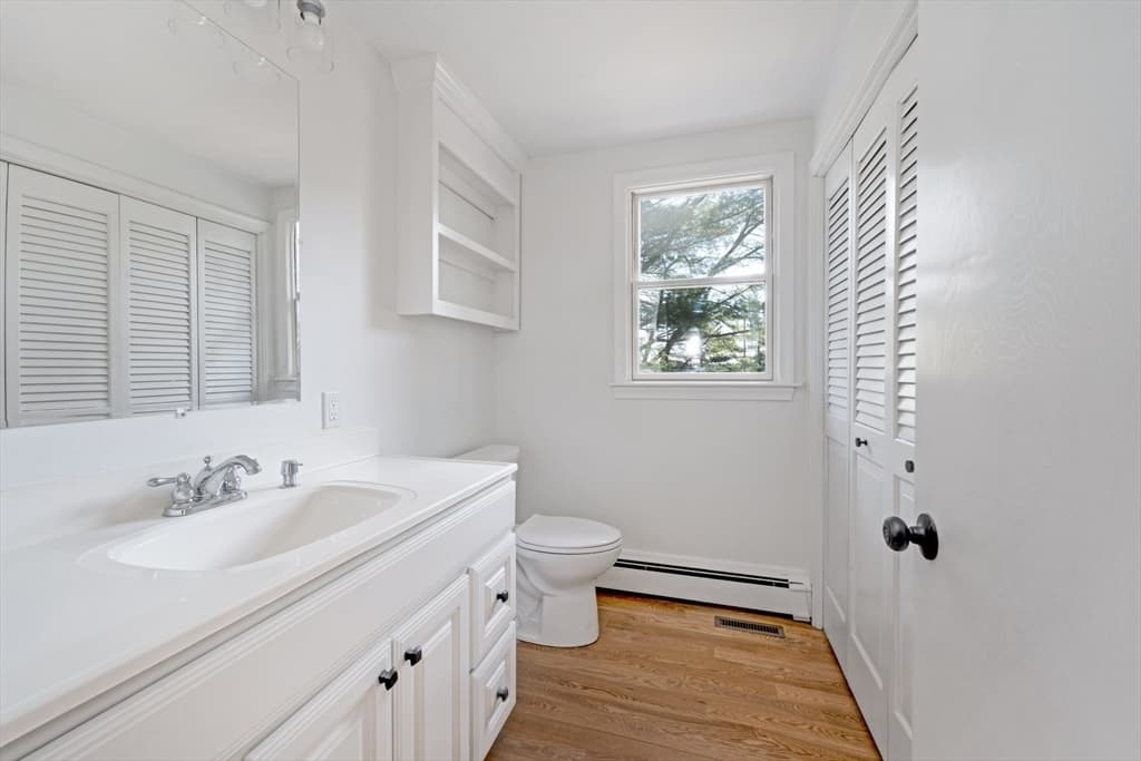 Single Family Residence at 10 Anchor Drive, Plymouth MA 02360, Plymouth, photo 17 of 42