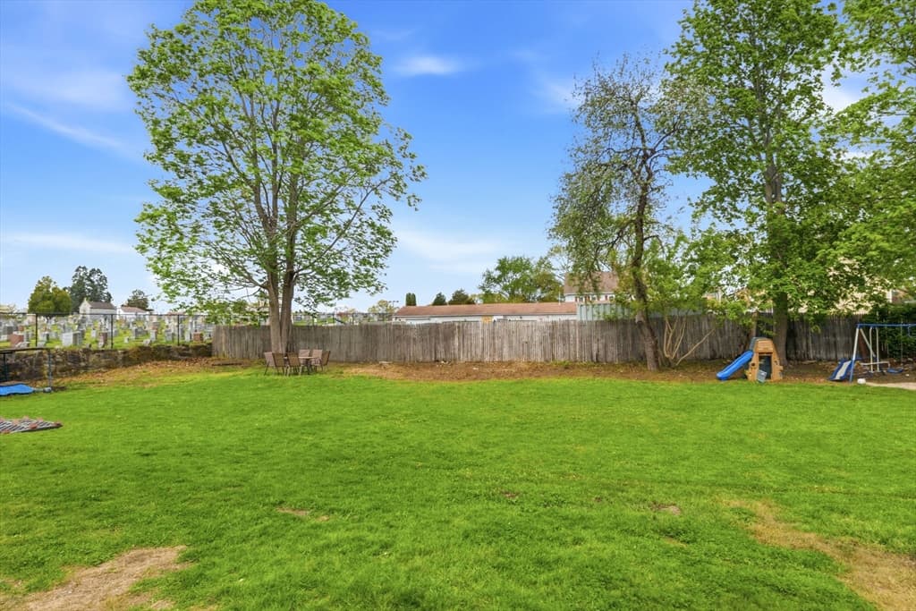 3 Family at 612 Rathbun St, Blackstone MA 01504, photo 13 of 41