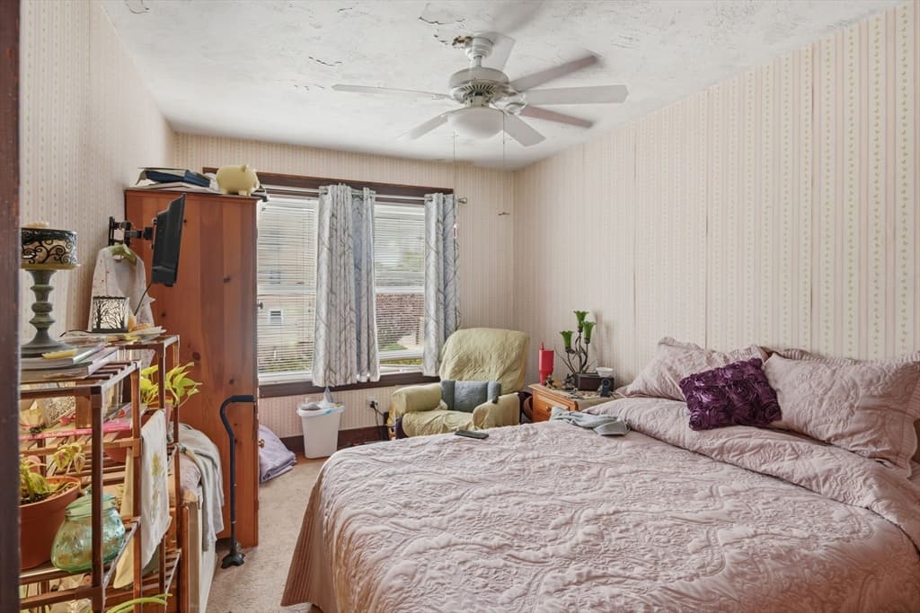 3 Family at 612 Rathbun St, Blackstone MA 01504, photo 33 of 41