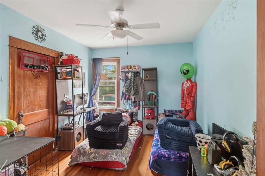 3 Family at 612 Rathbun St, Blackstone MA 01504, photo 21 of 41