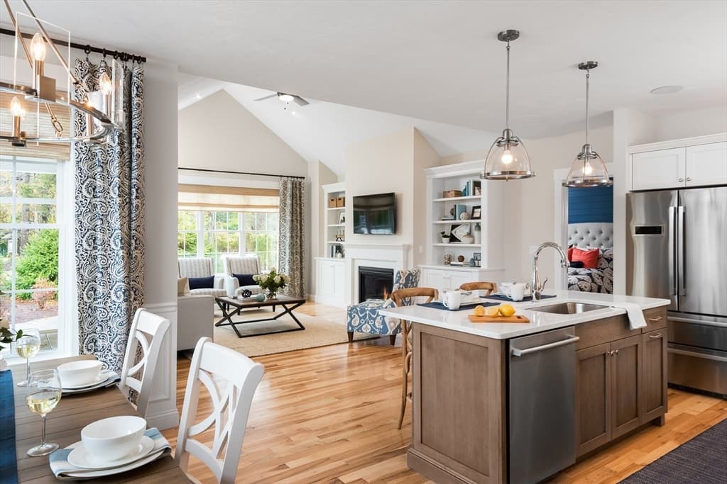 Condominium at 49 Keyhole Circle # 1, Plymouth MA 02360, Plymouth, photo 6 of 23