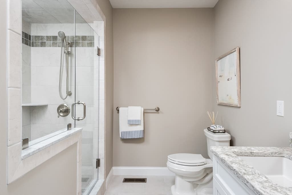 Condominium at 49 Keyhole Circle # 1, Plymouth MA 02360, Plymouth, photo 12 of 23