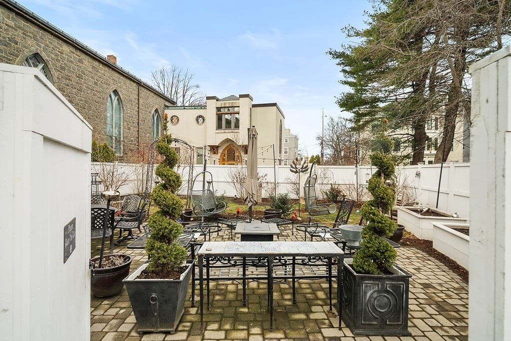Commercial Sale at 314 Essex St, Salem MA 01970, Salem, photo 5 of 42