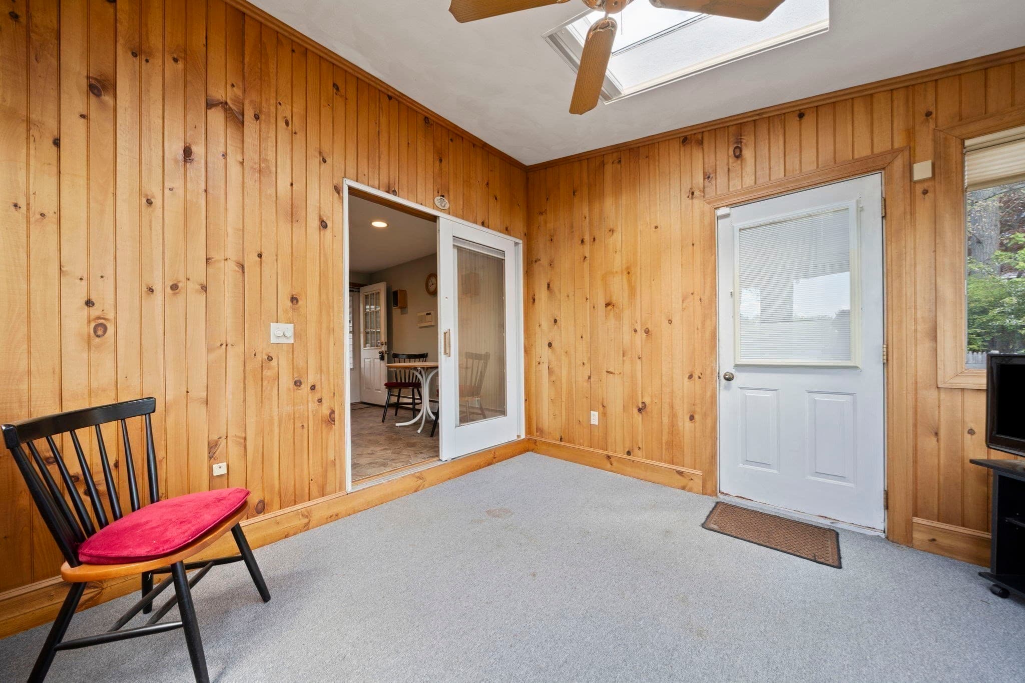 Single Family Residence at 20 Bonney Lane, Dedham MA 02026, photo 12 of 40