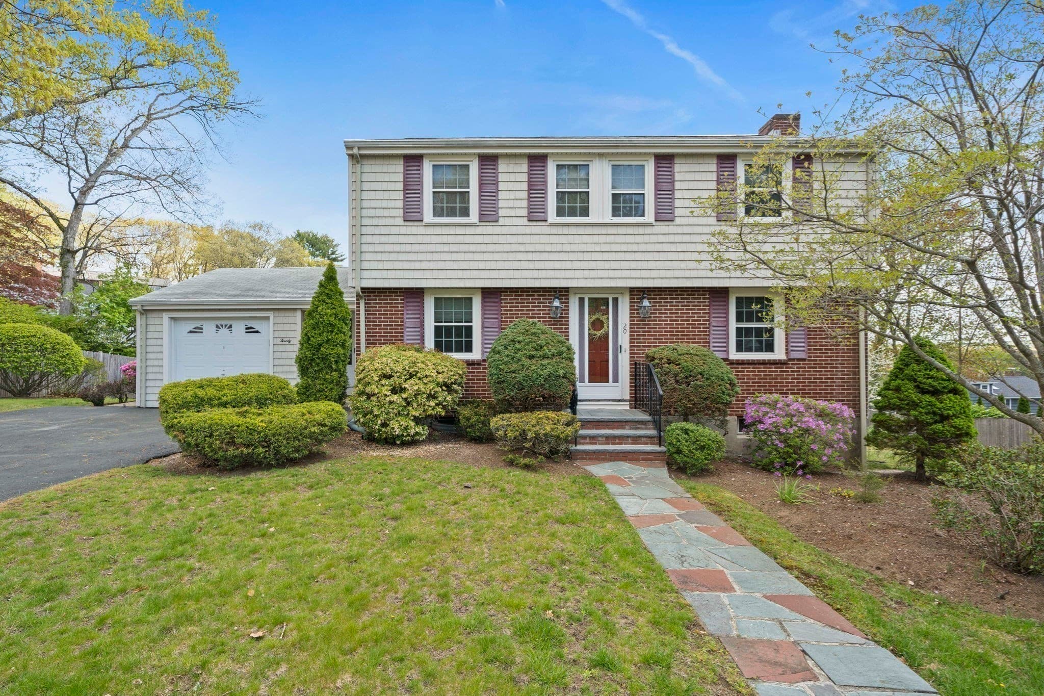 Single Family Residence at 20 Bonney Lane, Dedham MA 02026, photo 5 of 40