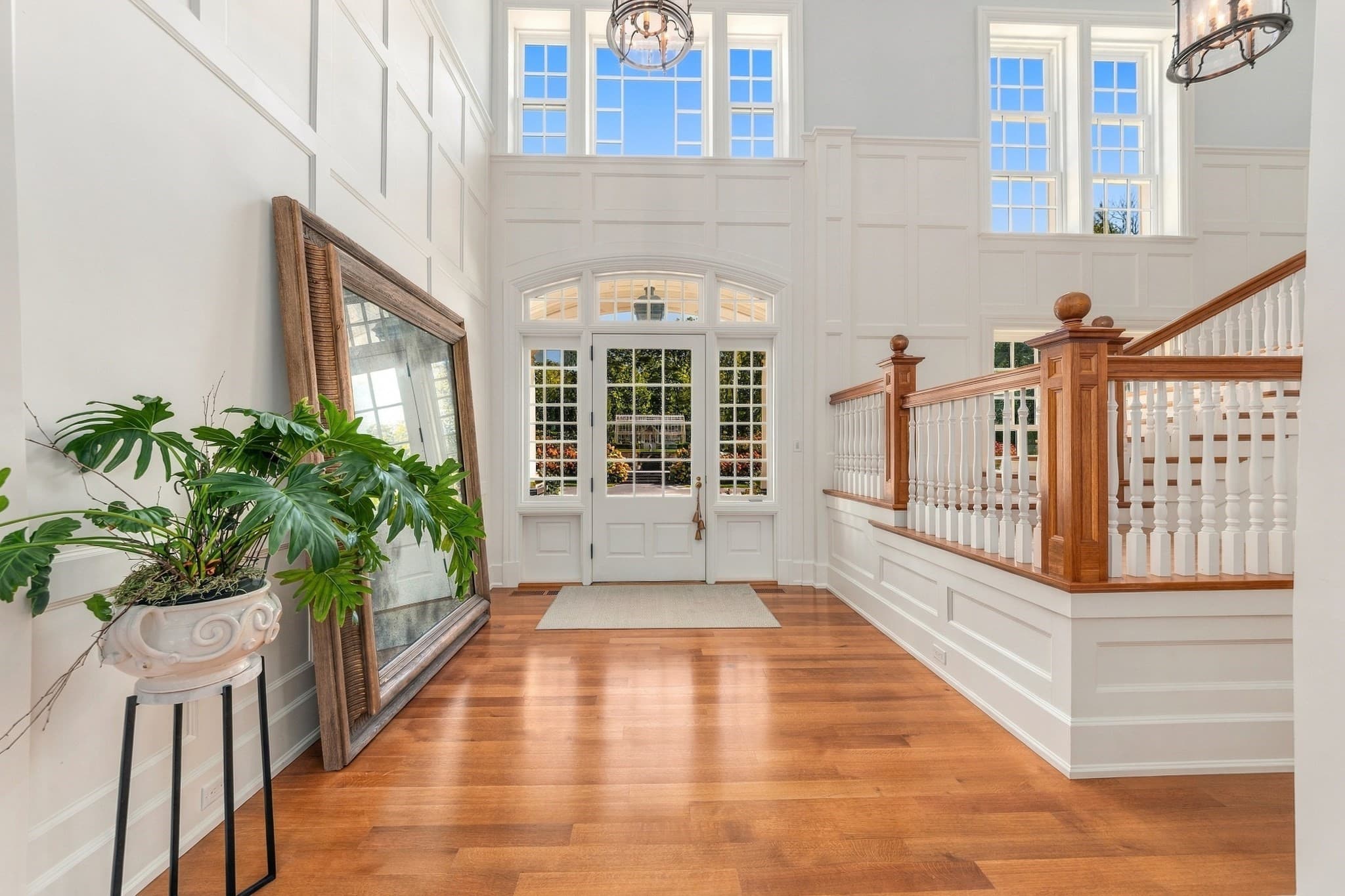Single Family Residence at 5 Bare Cove Ln, Hingham MA 02043, photo 6 of 42