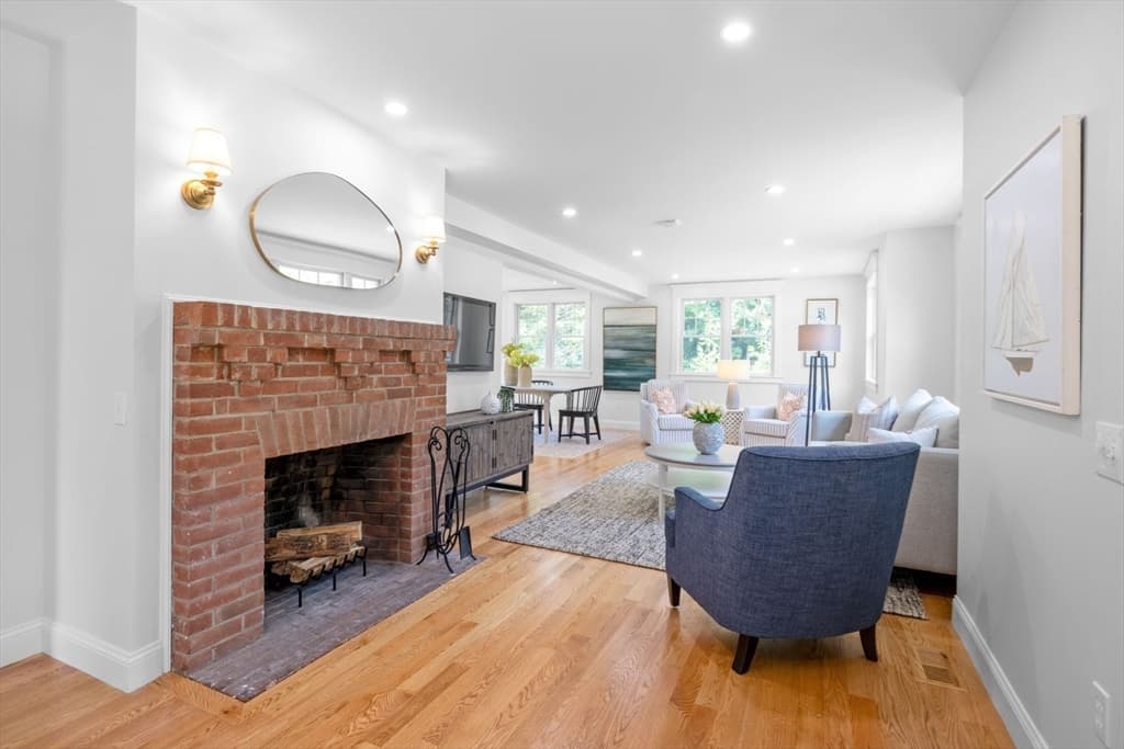 5 Pinetree Lane, Tisbury MA 02568 photo 4
