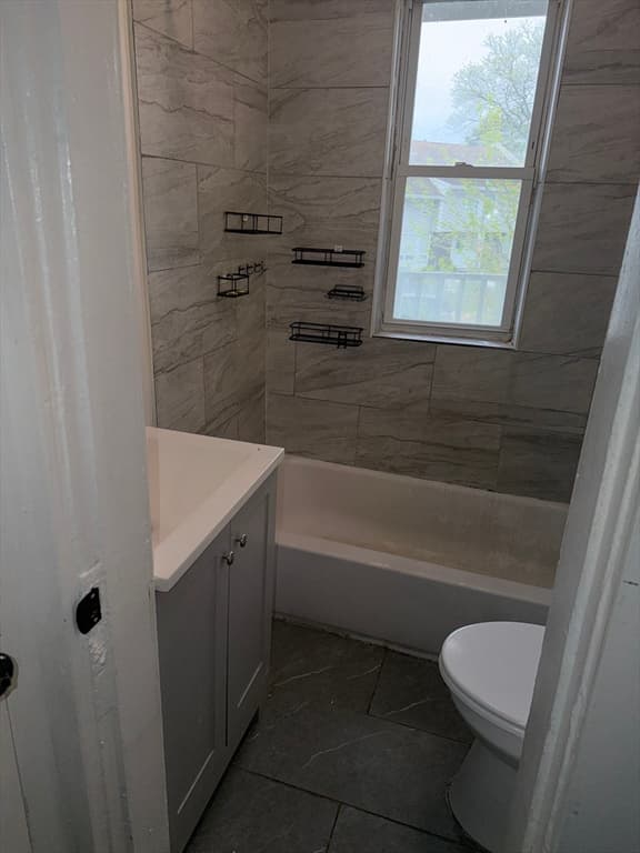 5-9 Family at 150 Walnut Avenue, Boston MA 02119, photo 13 of 22