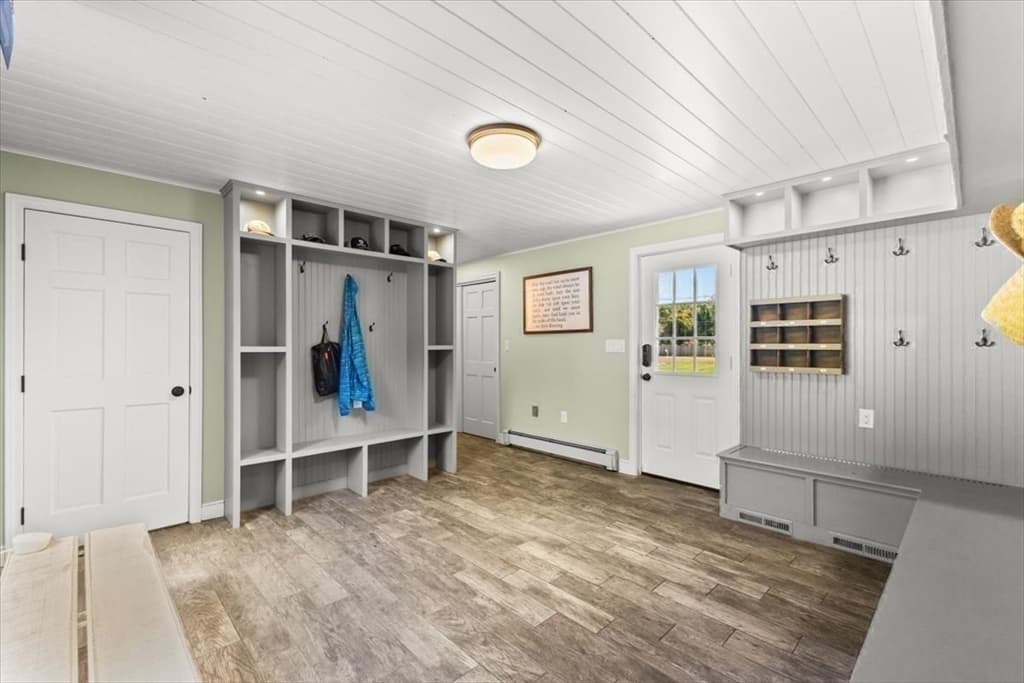 Single Family Residence at 1125 School St, Mansfield MA 02048, Mansfield, photo 19 of 42