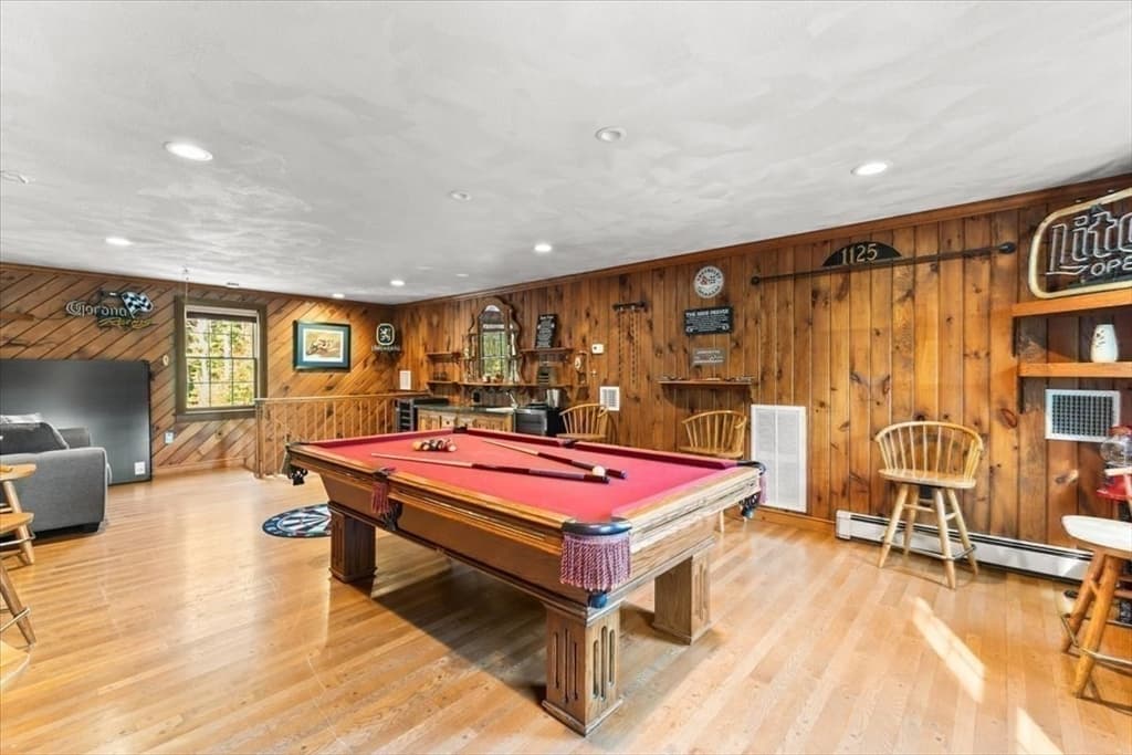 Single Family Residence at 1125 School St, Mansfield MA 02048, Mansfield, photo 25 of 42