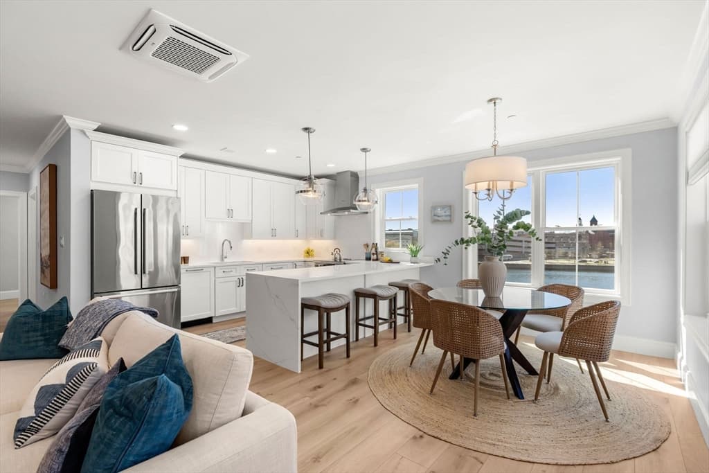 Condominium at 16 Franklin Street # 2401, Salem MA 01970, photo 2 of 42