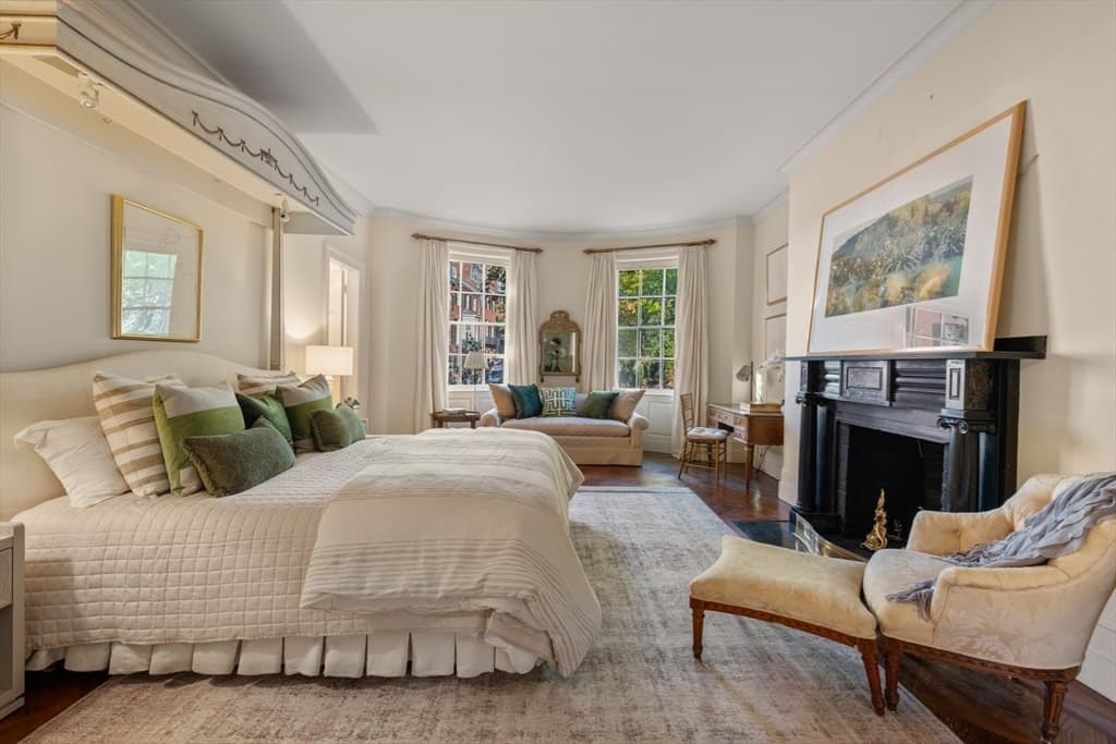 Single Family Residence at 22 Louisburg Square, Boston MA 02108, Boston, photo 17 of 24