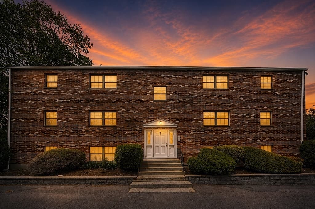 Condominium at 8 Jackson St # C4, Quincy MA 02169, photo 23 of 26