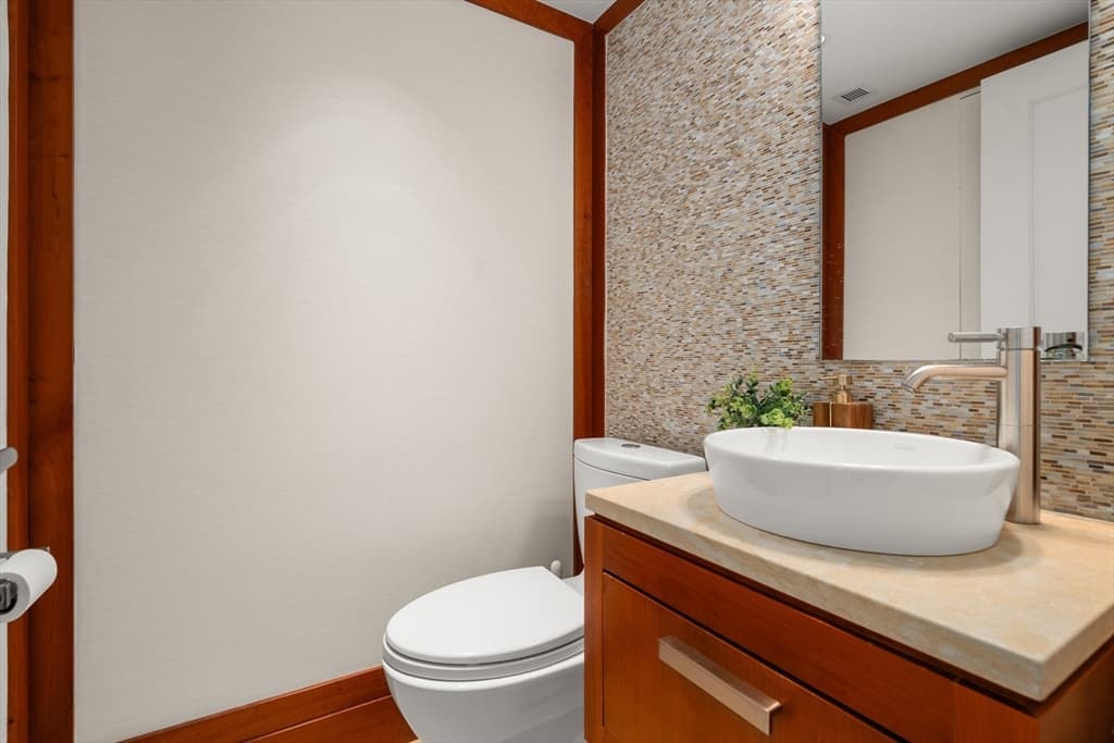 Condominium at 975 Memorial Drive # 406, Cambridge MA 02138, Cambridge, photo 26 of 39