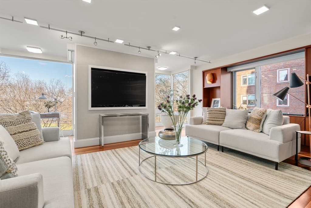 Condominium at 975 Memorial Drive # 406, Cambridge MA 02138, Cambridge, photo 32 of 39