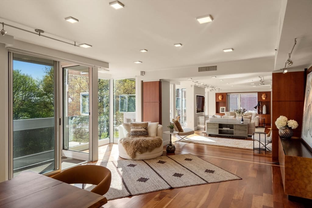 Condominium at 975 Memorial Drive # 406, Cambridge MA 02138, Cambridge, photo 34 of 39