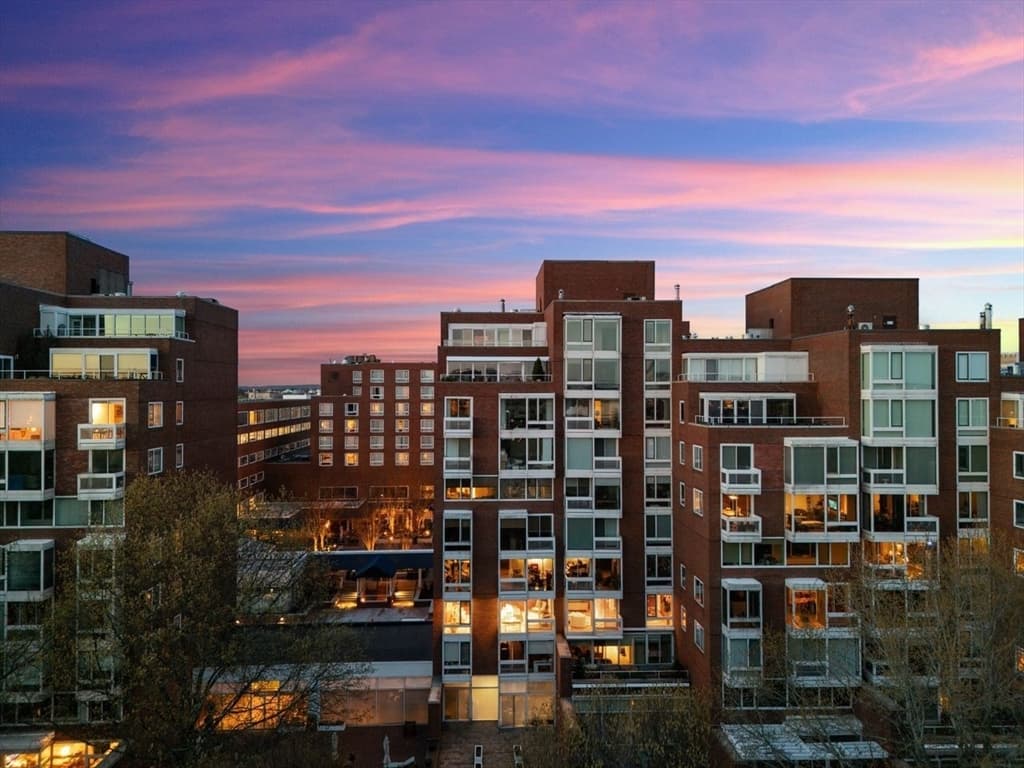 Condominium at 975 Memorial Drive # 406, Cambridge MA 02138, Cambridge, photo 38 of 39