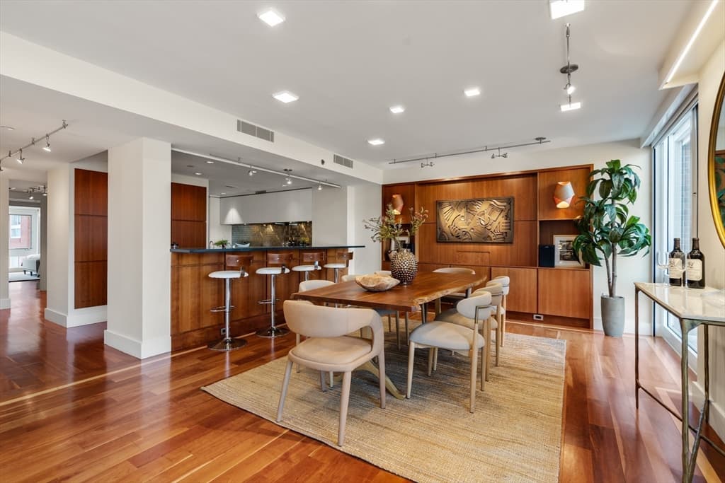 Condominium at 975 Memorial Drive # 406, Cambridge MA 02138, Cambridge, photo 10 of 39