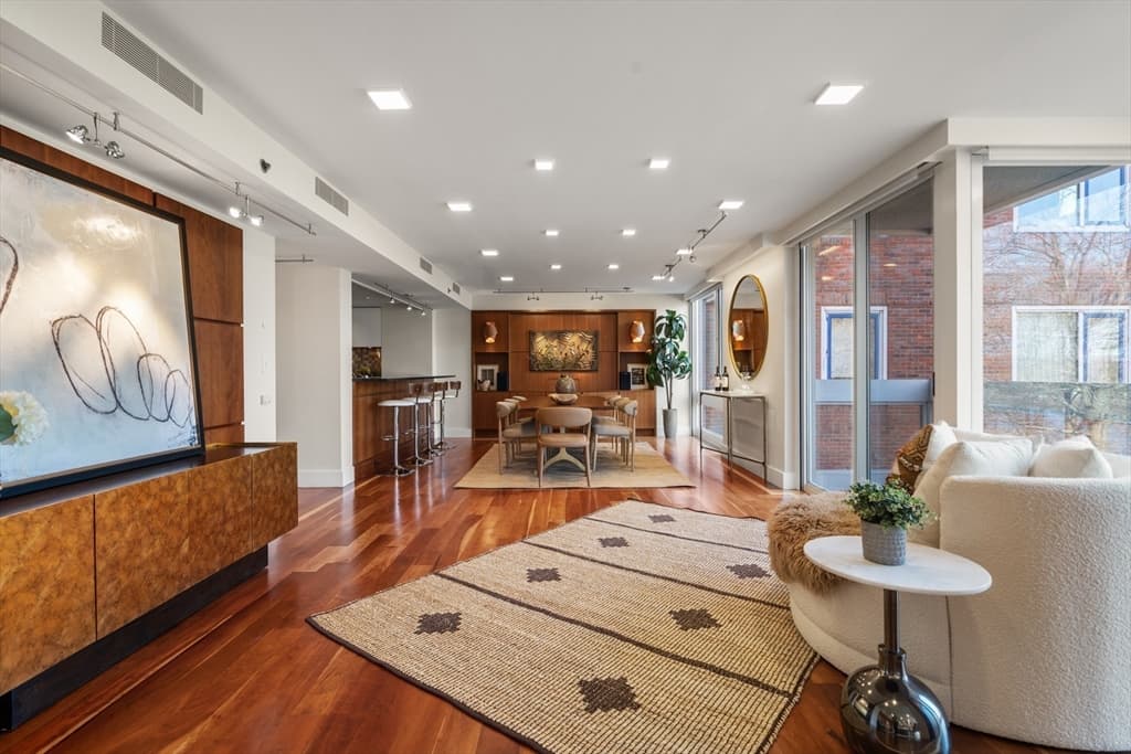 Condominium at 975 Memorial Drive # 406, Cambridge MA 02138, Cambridge, photo 11 of 39